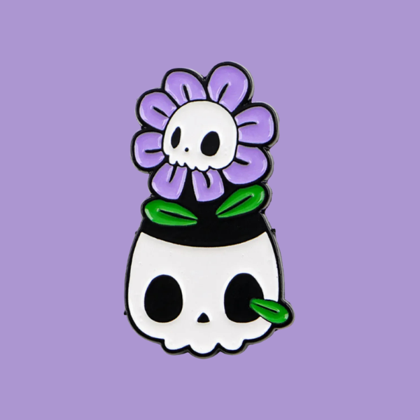 SKULL FLOWER PIN