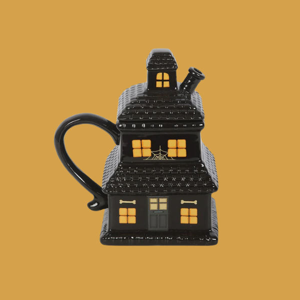 HAUNTED HOUSE MUG