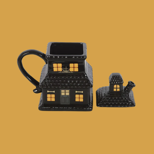 HAUNTED HOUSE MUG