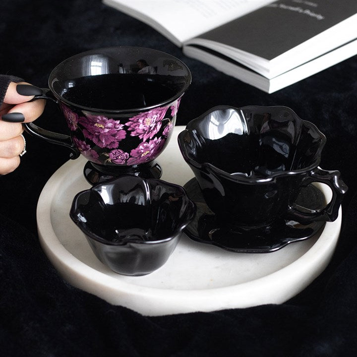 DARK ROMANCE TEACUP