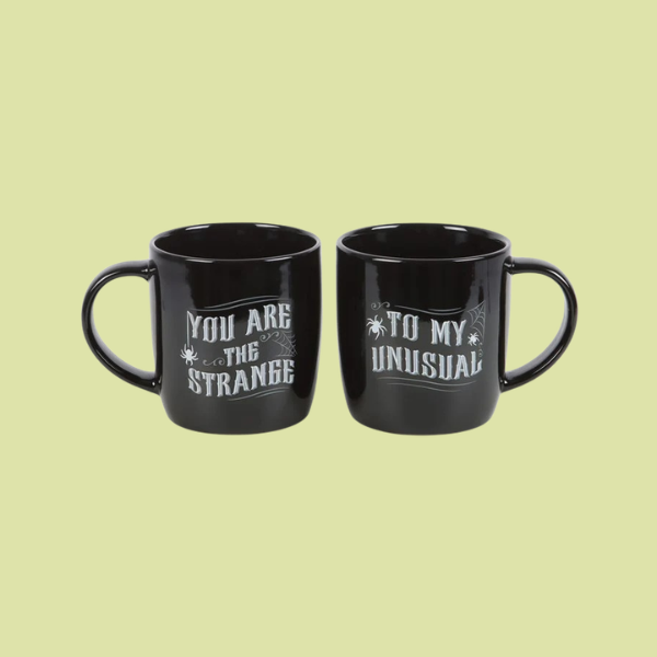 STRANGE AND UNUSUAL COUPLES MUG GIFT SET