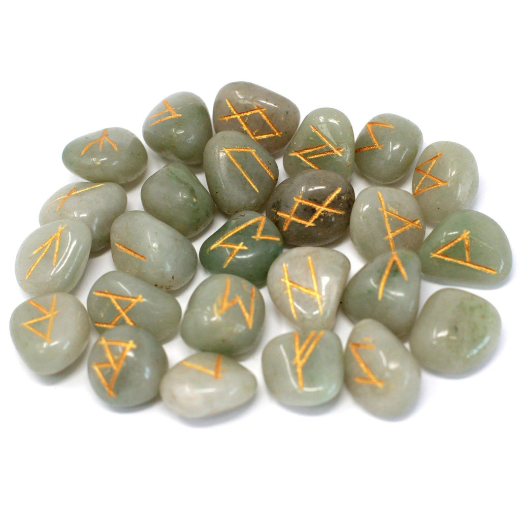 GREEN AVENTURINE RUNE STONE SET IN POUCH