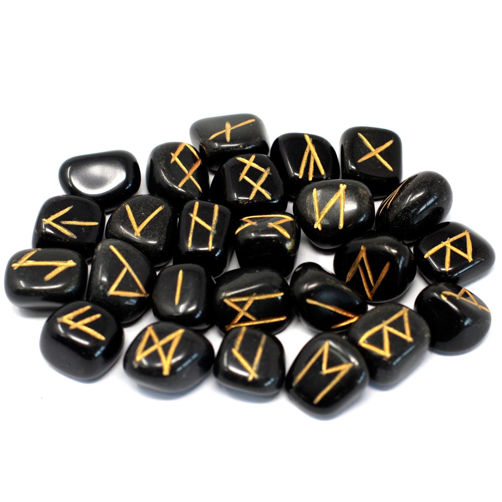 BLACK AGATE RUNE STONE SET IN POUCH