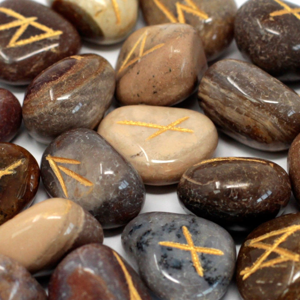 FANCY JASPER RUNE STONE SET IN POUCH