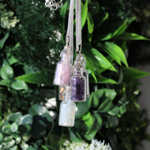 BLACK ONYX CRYSTAL BOTTLE PENDANT NECKLACE