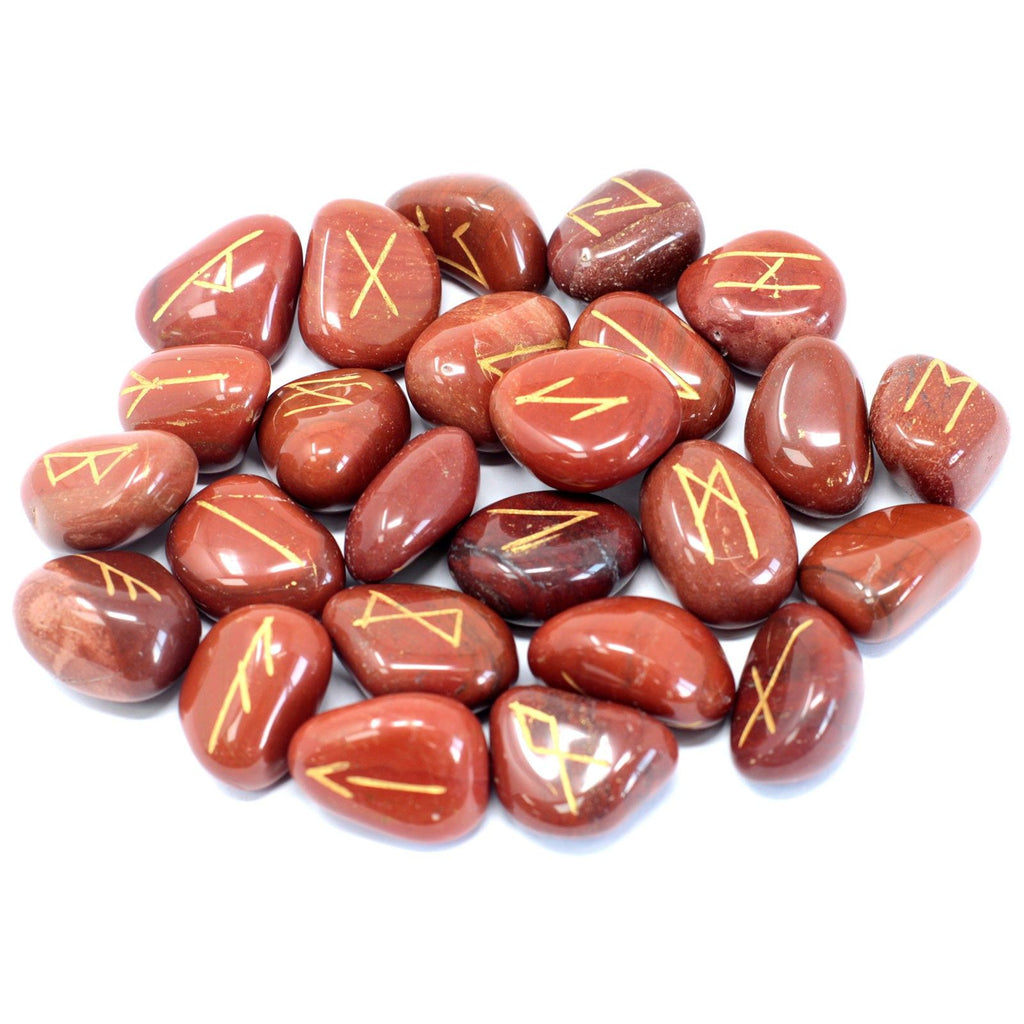 RED JASPER RUNE STONE SET IN POUCH