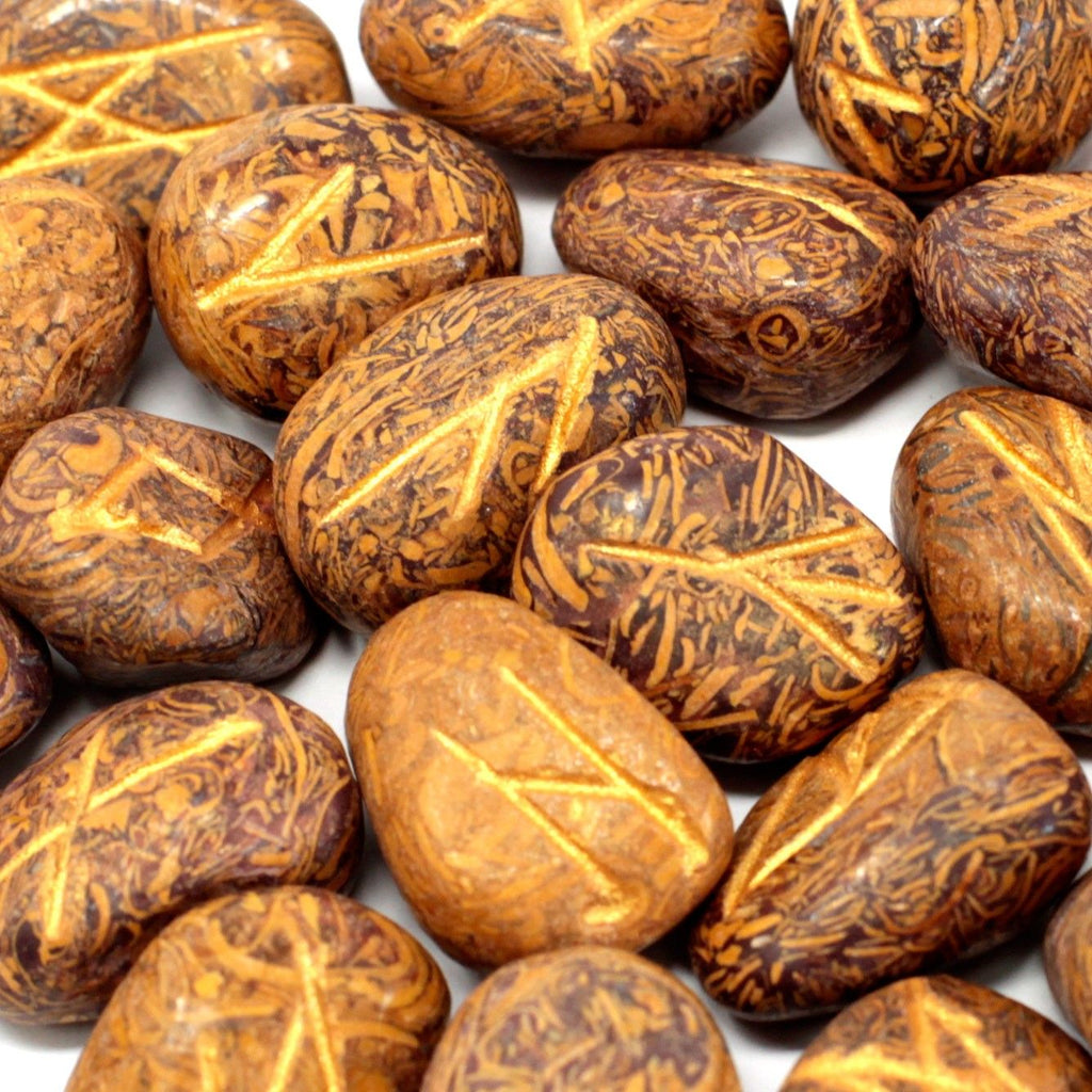 SNAKE JASPER RUNE STONE SET IN POUCH