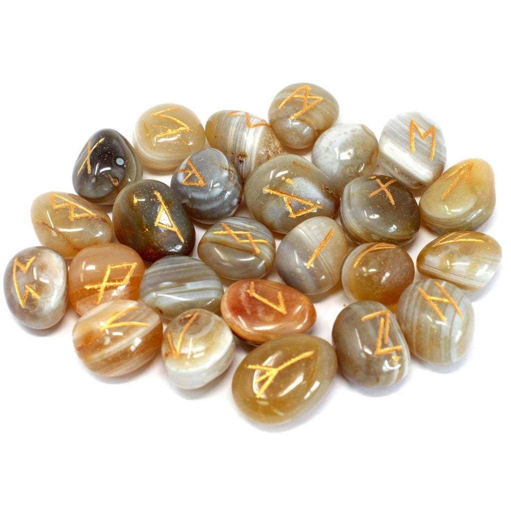 BANDED AGATE RUNE STONE SET IN POUCH