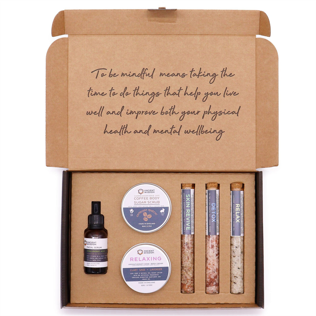 MINDFUL MOMENTS SELF-CARE GIFT SET