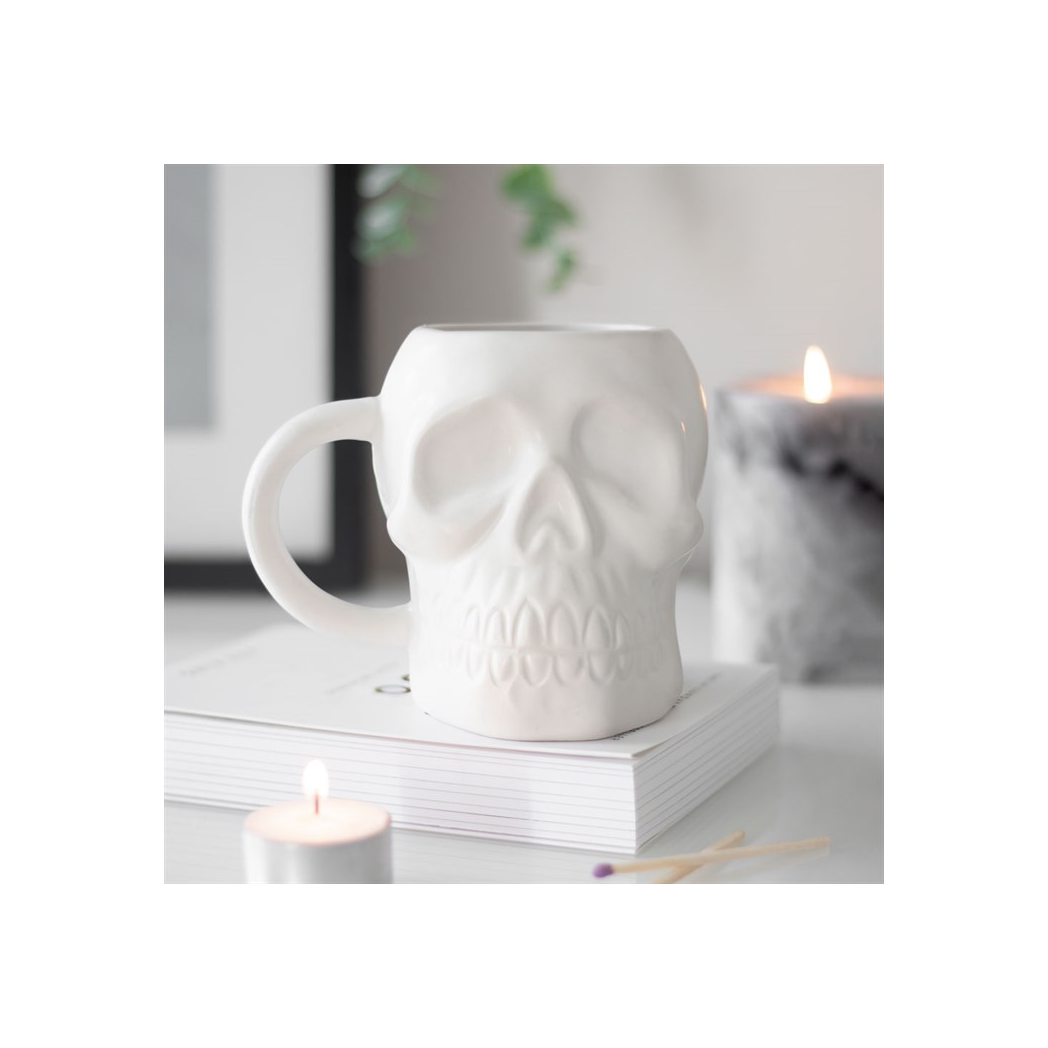 WHITE SKULL MUG